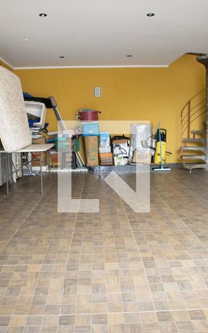 Casa à venda com 400m², 5 quartos e 8 vagasChurrasqueira
