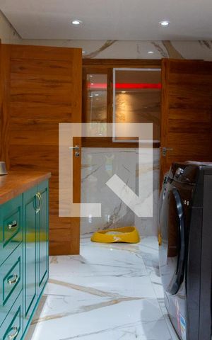 Casa à venda com 497m², 5 quartos e 3 vagas Casa à venda com 497m², 5 quartos e 3 vagasLavanderia