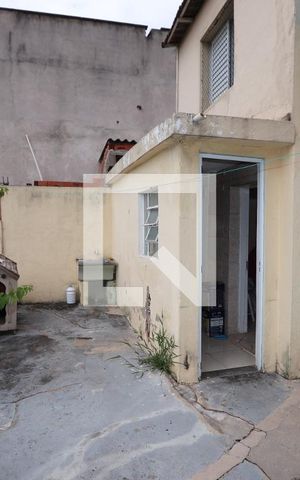 Casa à venda com 340m², 2 quartos e 1 vagaQuintal