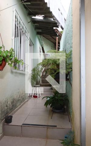 Casa à venda com 340m², 2 quartos e 1 vagaQuintal