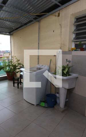 Casa à venda com 340m², 2 quartos e 1 vagaLavanderia