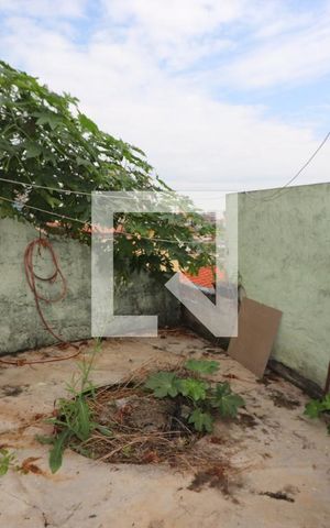 Casa à venda com 340m², 2 quartos e 1 vagaQuintal