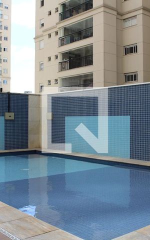 Apartamento à venda com 68m², 2 quartos e 1 vagaÁrea comum - Piscina