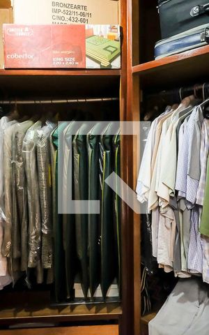 Casa à venda com 600m², 3 quartos e 4 vagasCloset Suíte 