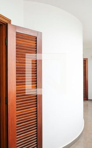 Casa à venda com 600m², 3 quartos e 4 vagasVaranda dos Quartos 1 e 2