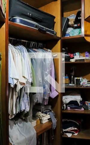 Casa à venda com 600m², 3 quartos e 4 vagasCloset Suíte 