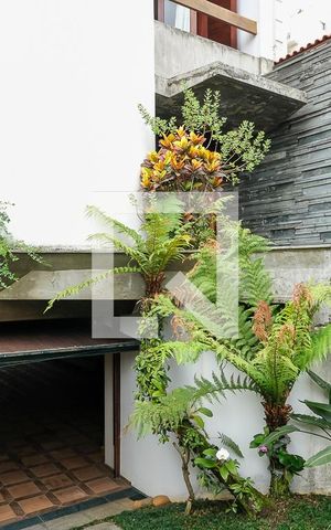 Casa à venda com 600m², 3 quartos e 4 vagasGaragem