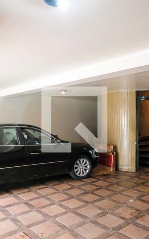 Casa à venda com 600m², 3 quartos e 4 vagasGaragem