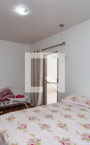 Casa à venda com 220m², 4 quartos e 2 vagasQuarto 1 - suíte 