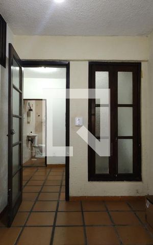 Casa de condomínio à venda com 437m², 4 quartos e 1 vaga Casa de condomínio à venda com 437m², 4 quartos e 1 vagaQuarto de Serviço
