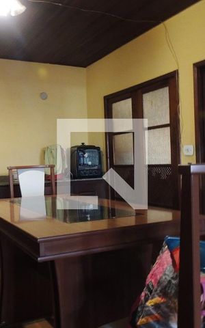 Casa de condomínio à venda com 437m², 4 quartos e 1 vagaCopa
