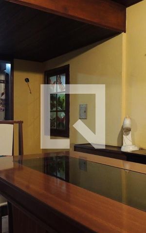 Casa de condomínio à venda com 437m², 4 quartos e 1 vagaCopa