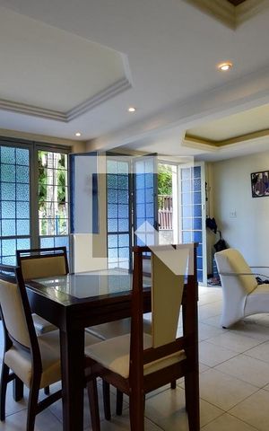 Casa de condomínio à venda com 437m², 4 quartos e 1 vaga Casa de condomínio à venda com 437m², 4 quartos e 1 vagaSala 1