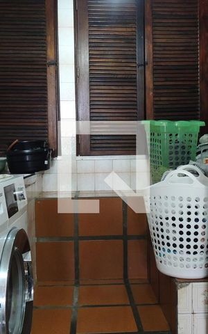 Casa de condomínio à venda com 437m², 4 quartos e 1 vagaÁrea de Serviço 2