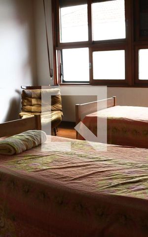 Casa à venda com 740m², 4 quartos e 2 vagasQuarto 2