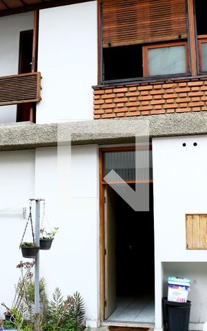 Casa à venda com 740m², 4 quartos e 2 vagasArea externa