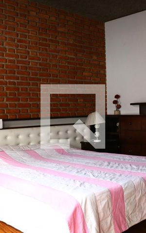 Casa à venda com 740m², 4 quartos e 2 vagasSuíte