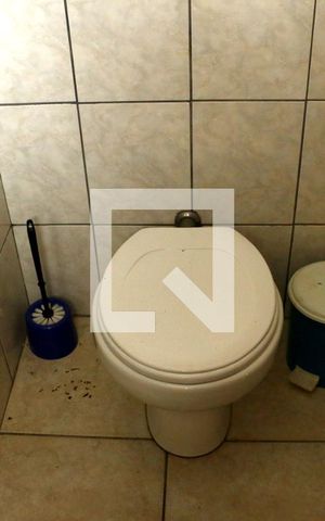Casa à venda com 740m², 4 quartos e 2 vagasBanheiro