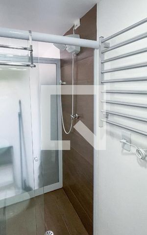 Studio para alugar com 33m², 1 quarto e sem vaga Studio para alugar com 33m², 1 quarto e sem vagaBanheiro