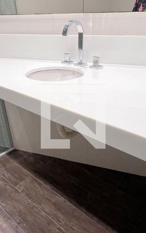 Apartamento para alugar com 180m², 3 quartos e 2 vagas Apartamento para alugar com 180m², 3 quartos e 2 vagasBanheiro