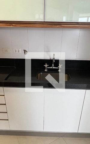 Apartamento para alugar com 180m², 3 quartos e 2 vagas Apartamento para alugar com 180m², 3 quartos e 2 vagasCozinha