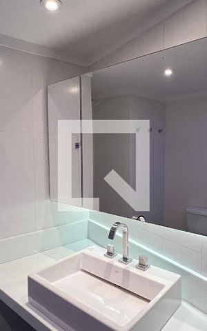 Apartamento para alugar com 180m², 3 quartos e 2 vagas Apartamento para alugar com 180m², 3 quartos e 2 vagasBanheiro da Suíte