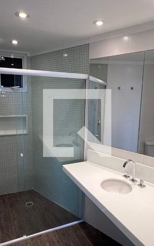 Apartamento para alugar com 180m², 3 quartos e 2 vagas Apartamento para alugar com 180m², 3 quartos e 2 vagasBanheiro