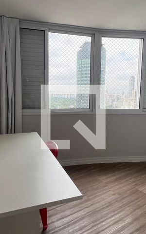 Apartamento para alugar com 180m², 3 quartos e 2 vagas Apartamento para alugar com 180m², 3 quartos e 2 vagasQuarto 2