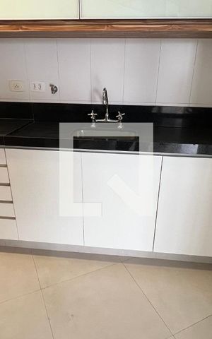 Apartamento para alugar com 180m², 3 quartos e 2 vagas Apartamento para alugar com 180m², 3 quartos e 2 vagasCozinha