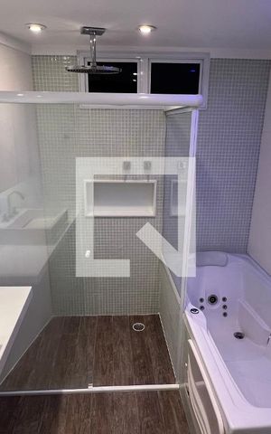 Apartamento para alugar com 180m², 3 quartos e 2 vagas Apartamento para alugar com 180m², 3 quartos e 2 vagasBanheiro da Suíte