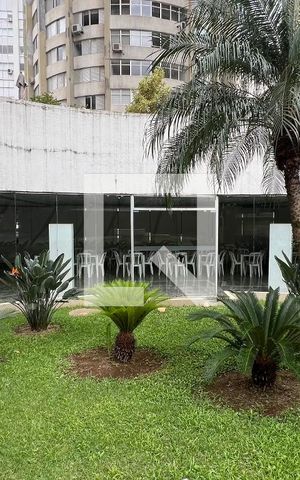Apartamento para alugar com 180m², 3 quartos e 2 vagas Apartamento para alugar com 180m², 3 quartos e 2 vagasárea comum - Salão de Festas