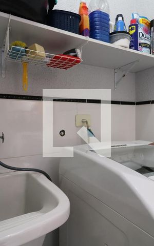 Apartamento à venda com 118m², 2 quartos e 1 vagaÁrea de Serviço