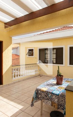 Casa à venda com 259m², 3 quartos e 2 vagas Casa à venda com 259m², 3 quartos e 2 vagasÁrea Gourmet