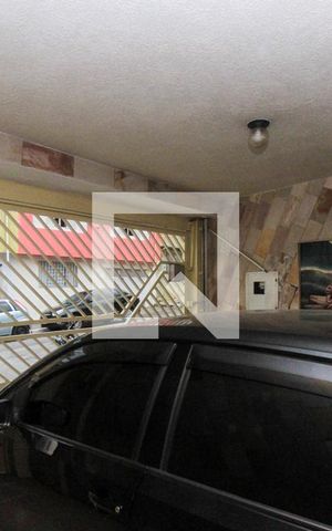 Casa à venda com 146m², 2 quartos e 2 vagas Casa à venda com 146m², 2 quartos e 2 vagasGaragem