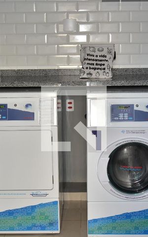 Apartamento para alugar com 36m², 2 quartos e 1 vagaÁrea comum - Lavanderia