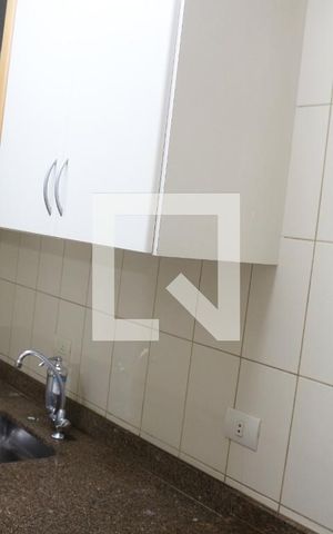 Apartamento para alugar com 75m², 2 quartos e 2 vagasCozinha