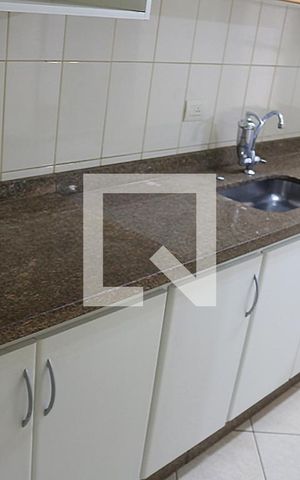 Apartamento para alugar com 75m², 2 quartos e 2 vagasCozinha