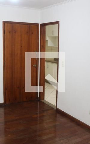 Apartamento para alugar com 75m², 2 quartos e 2 vagasSala