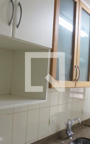 Apartamento para alugar com 75m², 2 quartos e 2 vagasCozinha