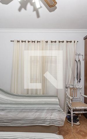 Casa à venda com 144m², 3 quartos e 2 vagas Casa à venda com 144m², 3 quartos e 2 vagasSuite