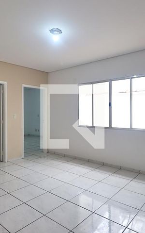 Apartamento para alugar com 76m², 2 quartos e 1 vagaSala