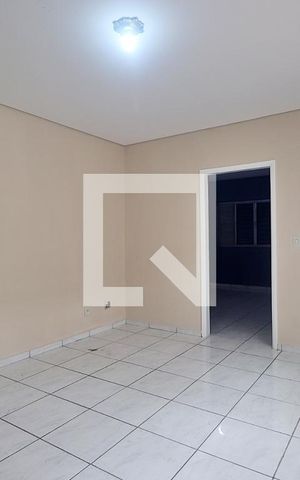 Apartamento para alugar com 76m², 2 quartos e 1 vagaSala