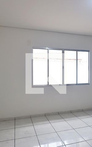 Apartamento para alugar com 76m², 2 quartos e 1 vagaSala