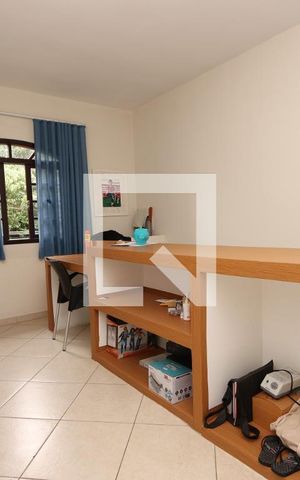 Casa à venda com 150m², 3 quartos e 3 vagasEscritório