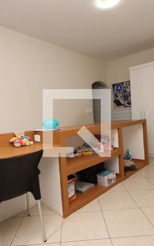 Casa à venda com 150m², 3 quartos e 3 vagasEscritório