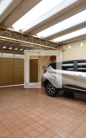 Casa à venda com 150m², 3 quartos e 3 vagasGaragem