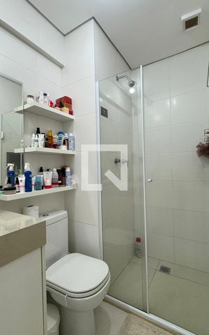 Apartamento à venda com 50m², 1 quarto e 1 vagaBanheiro da Suíte 1
