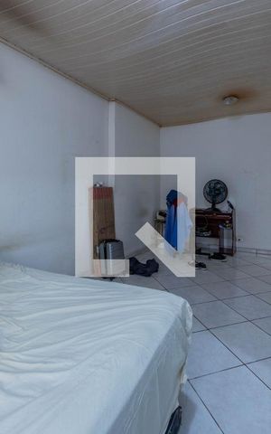Casa para alugar com 262m², 5 quartos e 6 vagas Casa para alugar com 262m², 5 quartos e 6 vagasQuarto