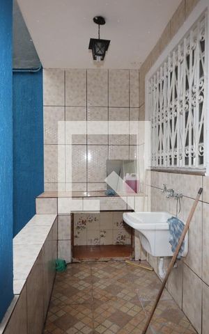 Casa para alugar com 300m², 2 quartos e 2 vagasLavanderia