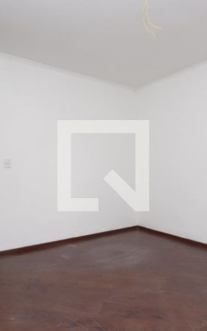 Casa para alugar com 300m², 2 quartos e 2 vagasQuarto 2